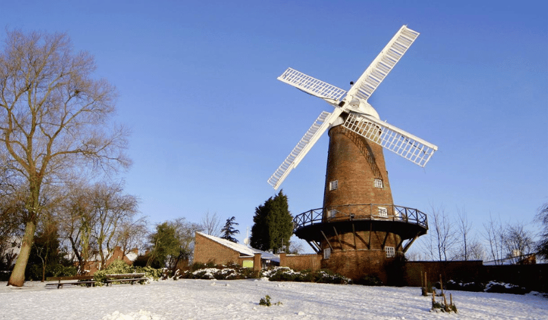 Green's Windmill Christmas Carols in the Millyard